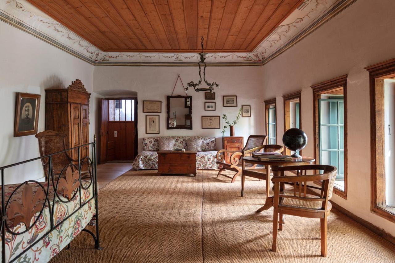 Bratsera Boutique Hotel Идра Экстерьер фото