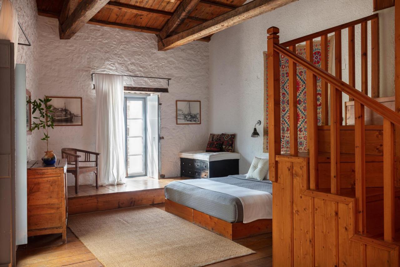 Bratsera Boutique Hotel Идра Экстерьер фото