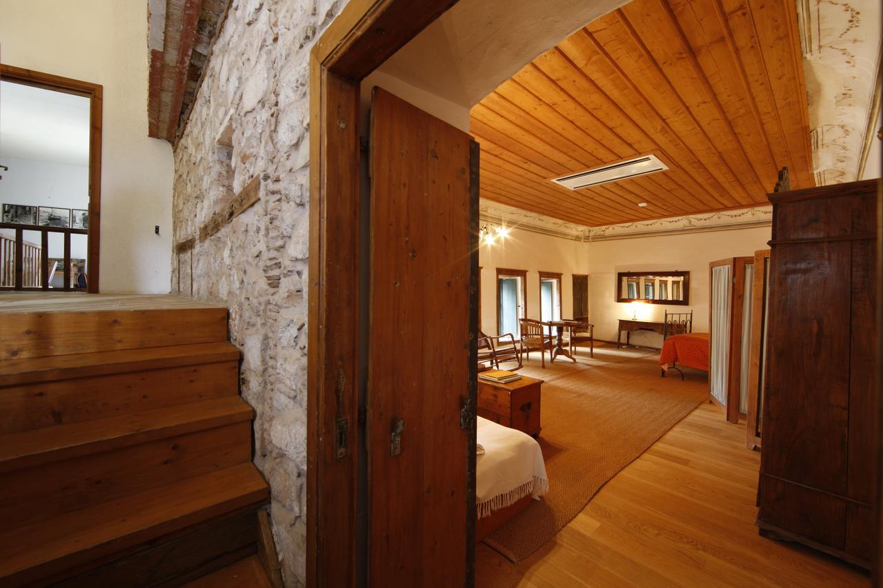 Bratsera Boutique Hotel Идра Экстерьер фото